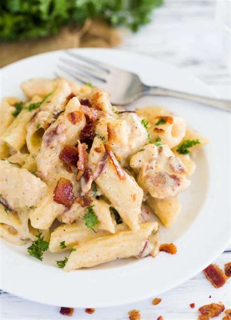 Bacon Ranch Chicken Pasta - The Cozy Cook