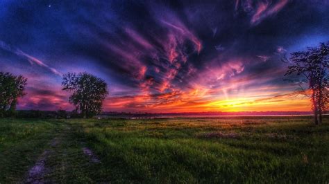 Prairie sunset | Smithsonian Photo Contest | Smithsonian Magazine