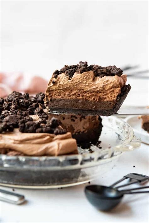 Best Mississippi Mud Pie Recipe - House of Nash Eats