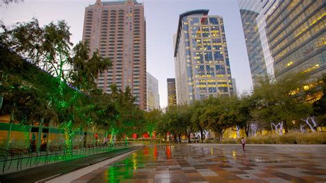 Discovery Green in Houston, Texas | Expedia