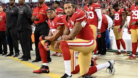 Colin Kaepernick heightens social conversation while dropping to knee