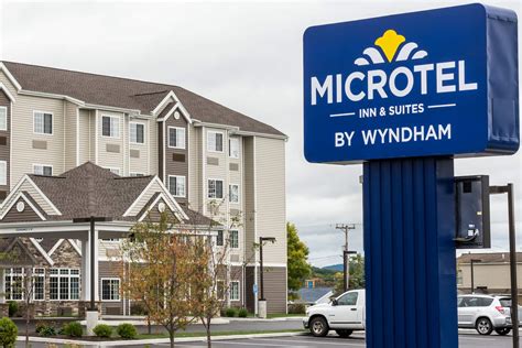 Microtel Inn & Suites by Wyndham Altoona | Altoona, PA Hotels