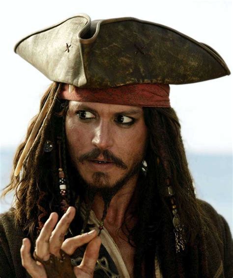 Pirates & Privateers : What is a pirate’s hat called?