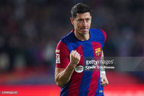 Robert Lewandowski of FC Barcelona celebrates after scoring the ...