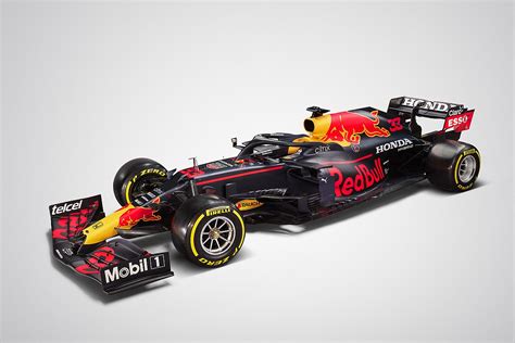 Red Bull Racing presenteert nieuwe F1-auto van Verstappen en Perez