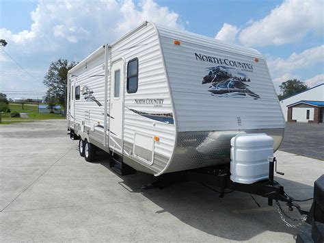 Clean 2010 Heartland NORTHCOUNTRY camper trailer for sale