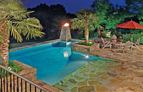 30 Awesome Zero-Entry Backyard Swimming Pools (i.e. Beach Entry) - Home Stratosphere