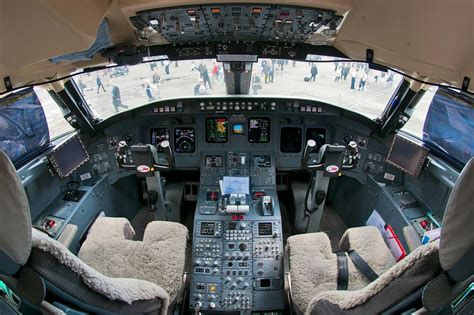 Pin by Thet Naing Htoo on COCKPITS | Cockpit, Airplane for sale, Used ...