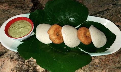 Indian Khana, Made Easy: The Story of Idlis: Chutneys and ...