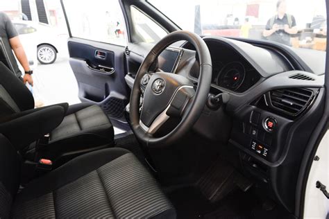 Toyota Noah: Ideal for family road trips - The Scoop