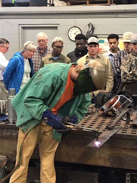 West Feliciana High students learn welding techniques thanks to partnership with community ...