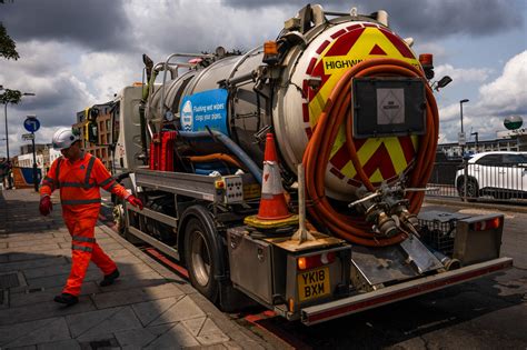 Thames Water Confident of New Funds After £750 Million Raise - Bloomberg