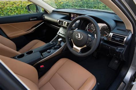 Lexus 250 interior photos