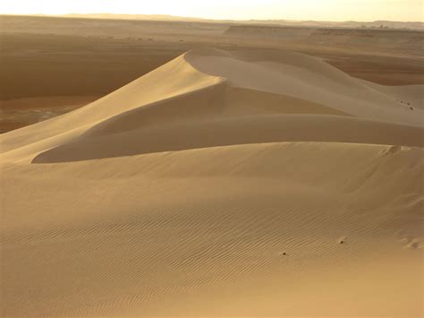 Mystery behind one of Earth’s oldest star sand dunes revealed