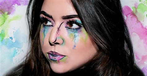 Halloween 2017: How to Create Watercolor Pop Art Makeup | Glamour