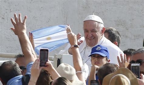 Pope Francis plans to visit Argentina in 2024 and says Archbishop ...