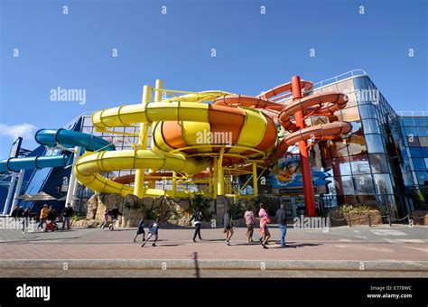 Sandcastle waterpark blackpool hi-res stock photography and images - Alamy