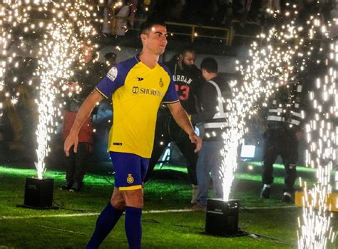 Ronaldo in Saudi Arabia: Al Nassr match rained off amid storms and stadium electricity fears ...