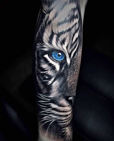 12 realistic blue eyes tattoos tiger tattoo designs – Artofit