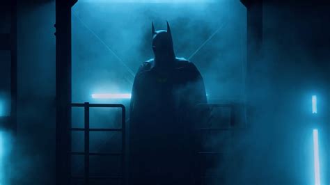 Michael Keaton As Batman In The Flash Wallpaper,HD Movies Wallpapers,4k Wallpapers,Images ...