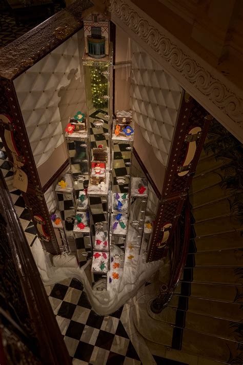 Claridge’s unveils Louis Vuitton Christmas tree