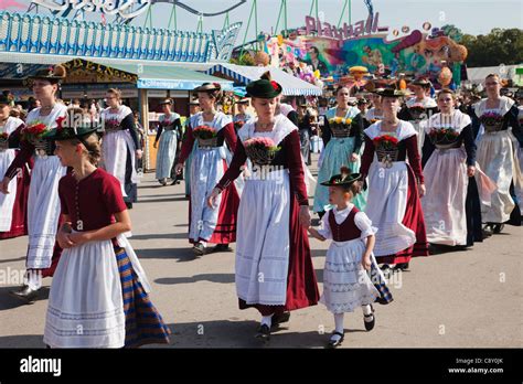 Germany, Bavaria, Munich, Oktoberfest, Oktoberfest Parade Stock Photo - Alamy