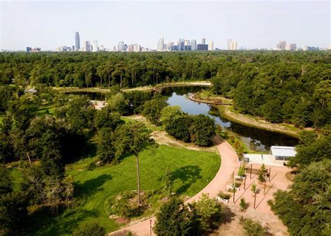 Hiking in Houston: 15 Best Hiking Spots & Trails in Houston