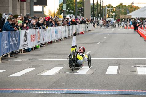 What’s the Difference Between Racing Wheelchairs and Handcycles ...