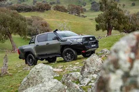 Toyota Hilux vs Tacoma: Which Is Better? 2022