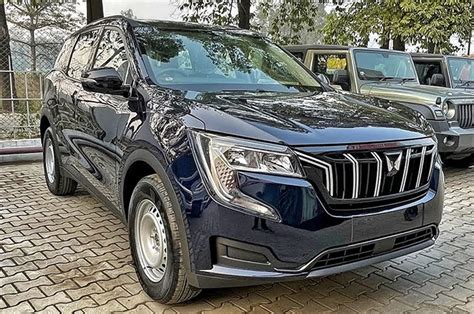 Mahindra XUV700 price, XUV700 MX (E), petrol-automatic engine, features ...