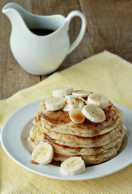 Fluffy Banana Pancakes