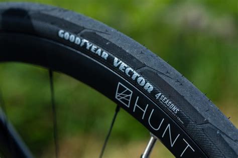 Review: Goodyear Vector 4Seasons tubeless tyre | road.cc