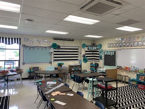 Cool and Calm aqua classroom | Calm classroom, Elementary classroom themes, Turquoise and black ...