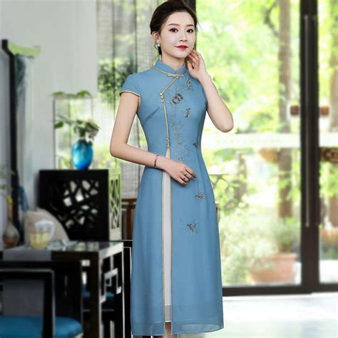 Gorgeous Embroidery Chinese Dress Qipao Cheongsam - Blue