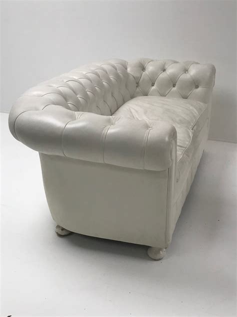 Vintage White Leather Chesterfield Sofa, 1980s for sale at Pamono