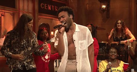 Donald Glover Spoofs Kanye Shitstorm As SNL Host, Childish Gambino ...