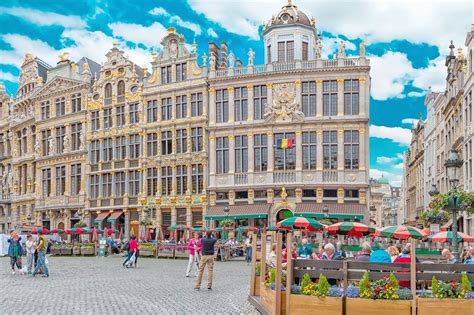 10 Cool Buildings in Brussels You Thought Were Boring - Where to See Historic Brussels at its ...