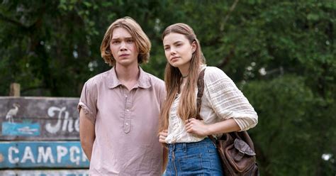 ‘Looking for Alaska’ Hulu Miniseries Review