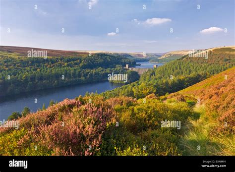 Howden reservoir Dam Derbyshire Peak district national park Derbyshire ...