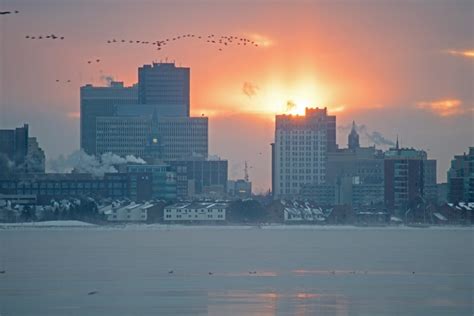 Buffalo, NY Skyline Sunrise: Video And Photos (From Fort Erie, Ontario)