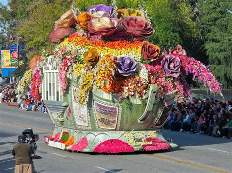 Secrets of Keeping Flowers Fresh for the Rose Parade Revealed