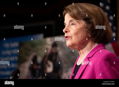 Dianne feinstein hi-res stock photography and images - Alamy