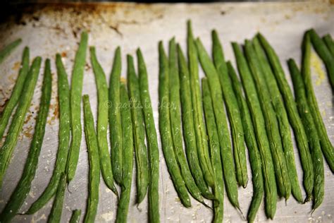 Easy Roasted French Green Beans | Oh, Mrs. Tucker!