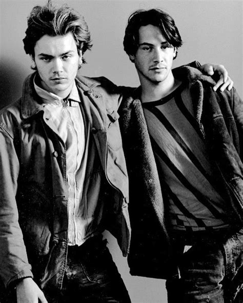 River Phoenix and Keanu Reeves (1991) : r/OldSchoolCool