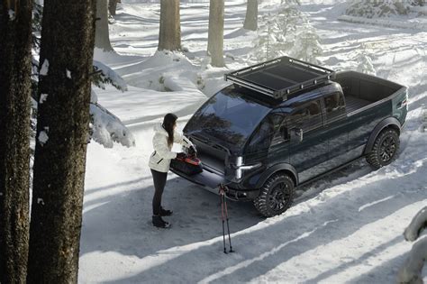 This 600-HP Canoo Electric Pickup Might Be Most Modular Truck Ever - Maxim