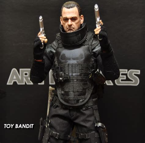 toy banditz: PUNISHER BY ART FIGURES