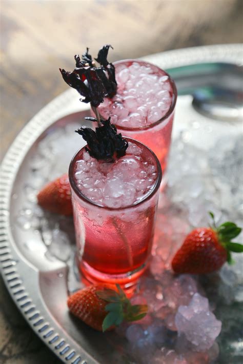 Hibiscus Strawberry Gin Cocktail - Sweet Life