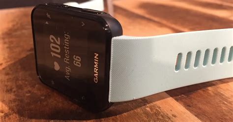 GEAR REVIEW: Garmin Forerunner 35 GPS Watch | Marathon Sports