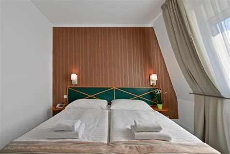 Hotel Mala Strana Services | Free Wifi Internet | Rooms with kitchenette