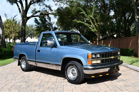 1988 Chevrolet Silverado | Primo Classics International LLC